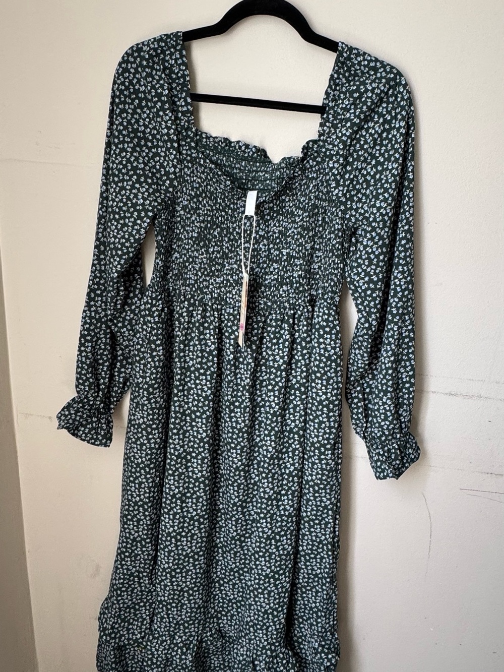 Smocked Long Sleeve Floral Midi Dress in Forest Green - Picture 3 of 5